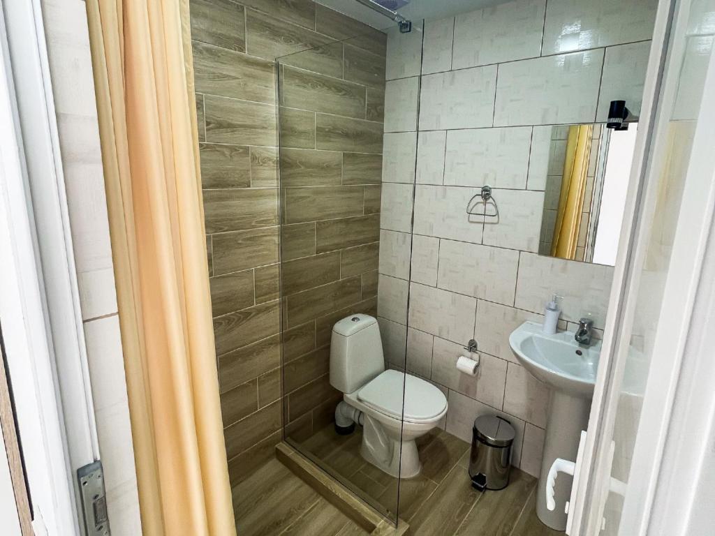 Міні-Готель Turin З Басейном На Кароліно-Бугазі エクステリア 写真